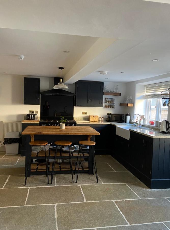 Grade II Listed 3 Bedroom Cottage With Free Parking King's Lynn Exterior photo